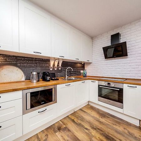 Apartament Ten By Your Freedom Varşovia Exterior foto